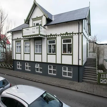 Thingholt Apartment *